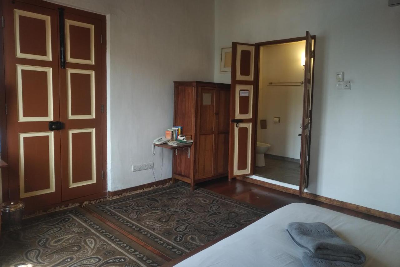 Ren I Tang Heritage Inn Джордж Таун Екстериор снимка
