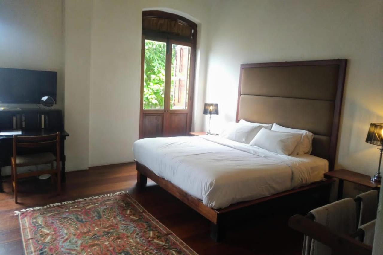 Ren I Tang Heritage Inn Джордж Таун Екстериор снимка