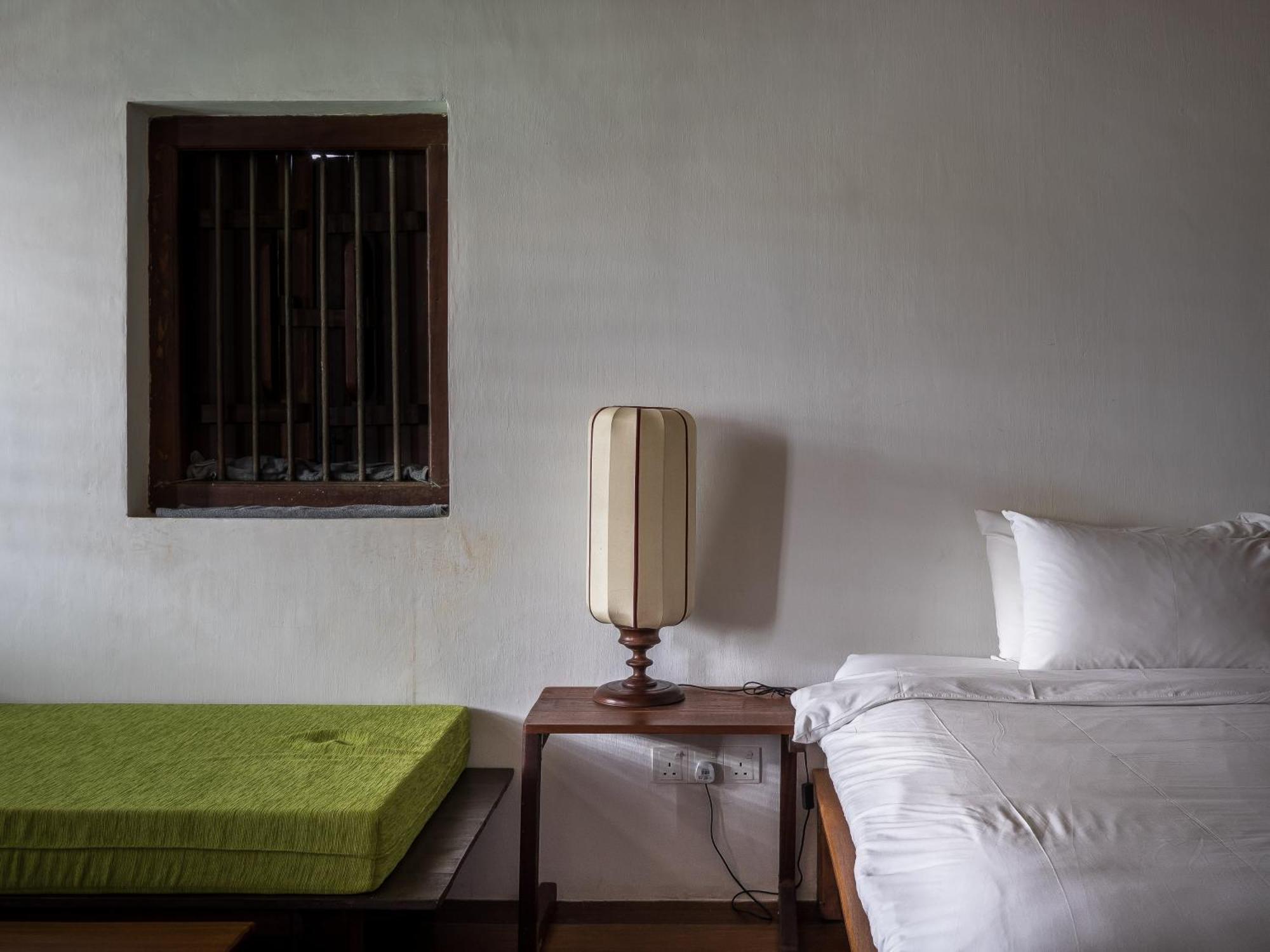 Ren I Tang Heritage Inn Джордж Таун Стая снимка