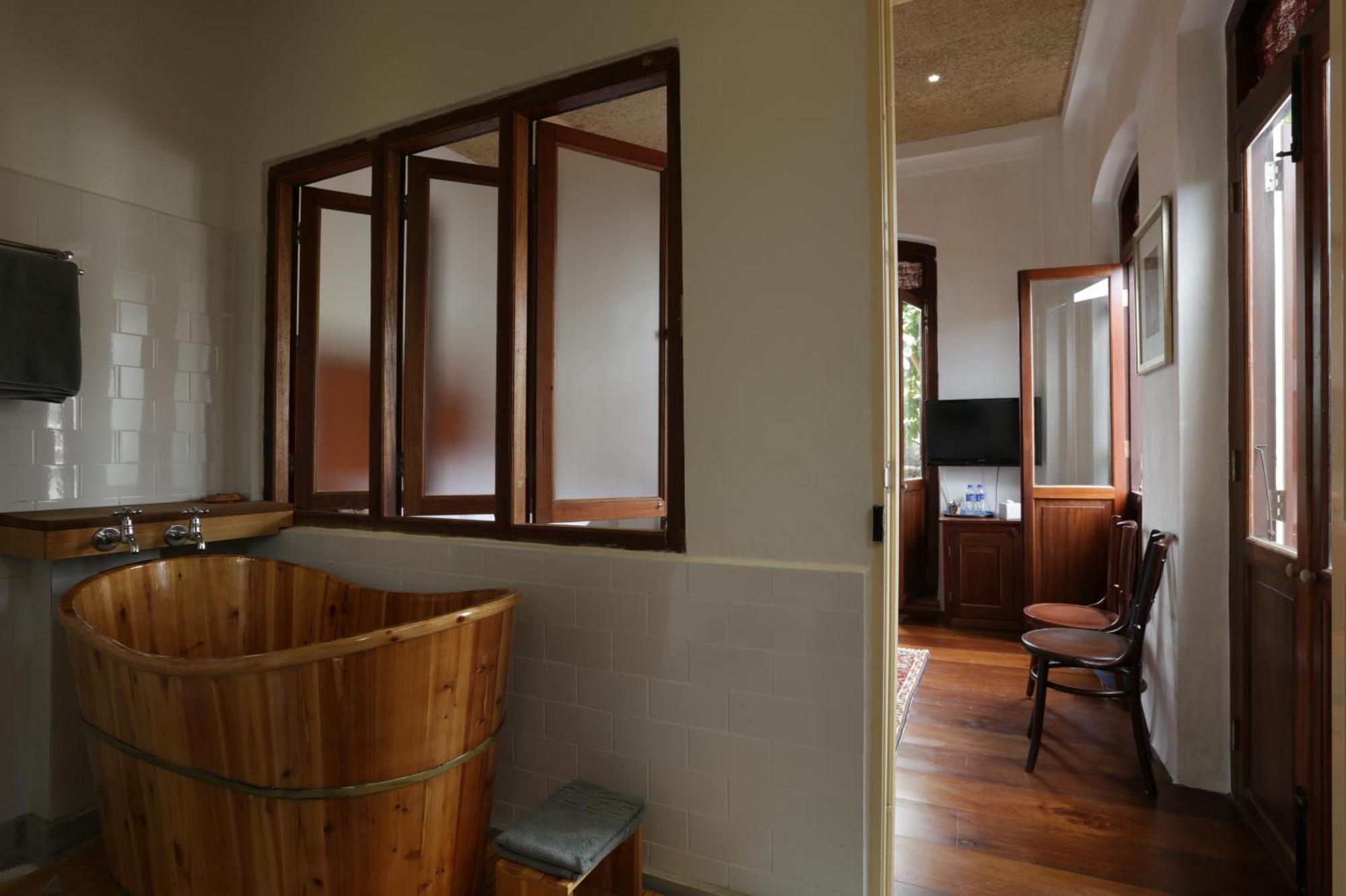 Ren I Tang Heritage Inn Джордж Таун Стая снимка