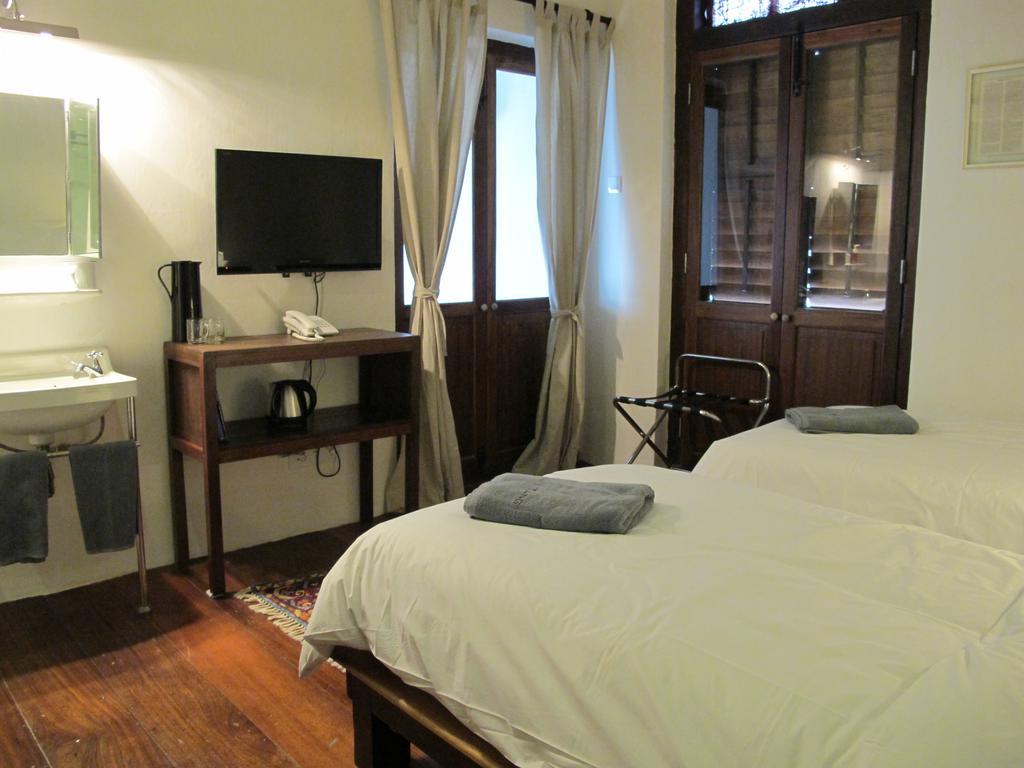 Ren I Tang Heritage Inn Джордж Таун Екстериор снимка